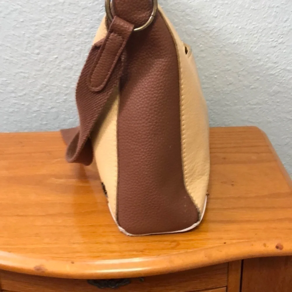 The SAk leather - Picture 6 of 8